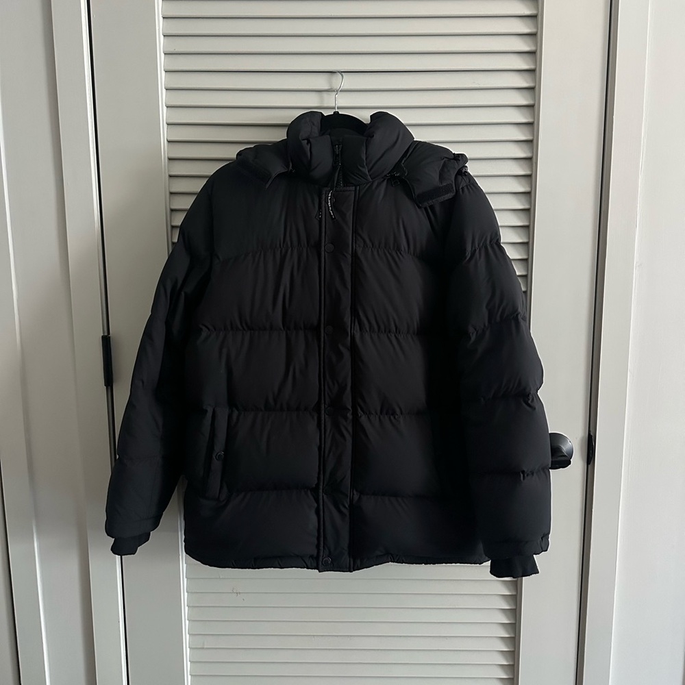 Aritzia Super Puff Jacket